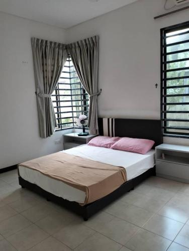 Kuantan middle of city in Kuantan