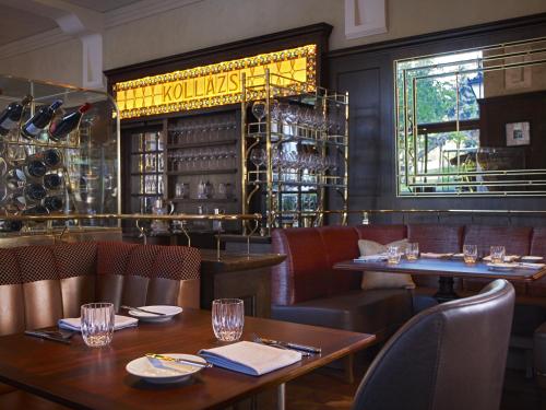 Four Seasons Hotel Gresham Palace Budapest - image 13