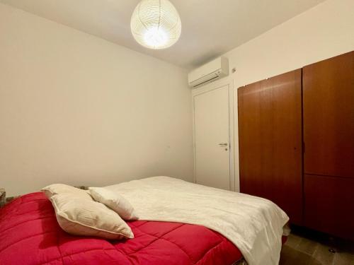 3-room apartment with sea view, A/C & Free Parking