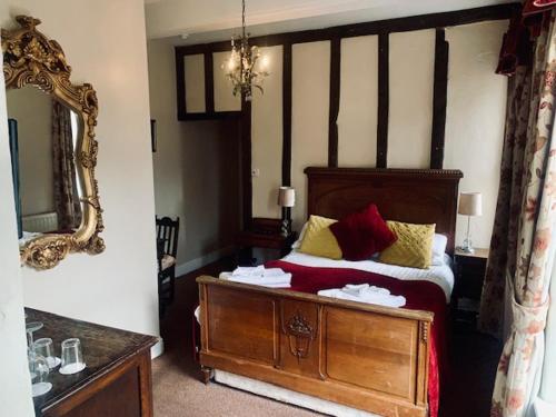 Ye Olde Nags Head – Castleton, Derbyshire