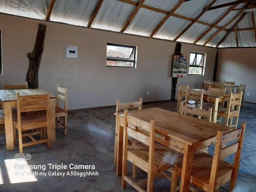 . Inkwazi Getaway Lodge