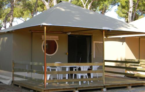 Tent Lodge