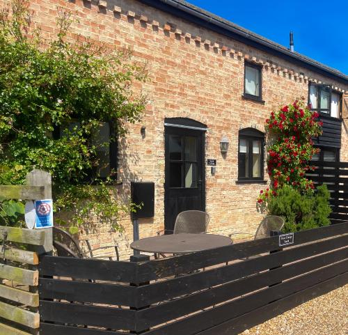 Pretty Cottage In Charming Peaceful Village