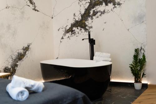 SPA bedrooms with Sauna&Bath and Free Parking