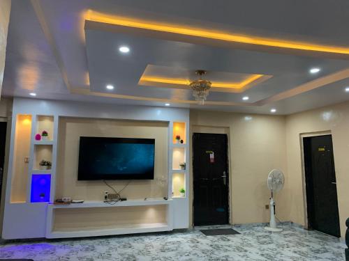 Umbrella properties - Eleyele Ibadan in Ibadana