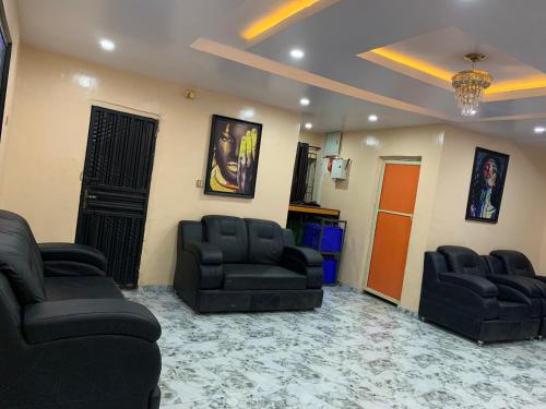 Iekārtas, Umbrella properties - Eleyele Ibadan in Ibadana