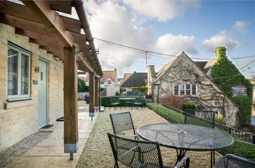 The Old House At Home - image 12