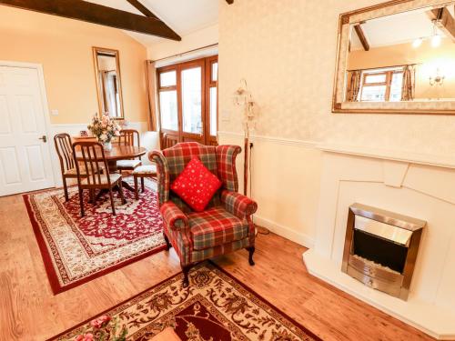 The Barn Gainsborough - image 13