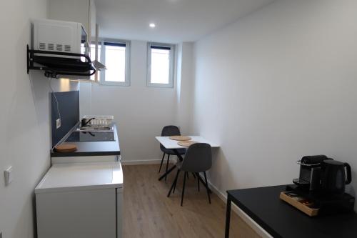 TOKA ROOMS - an der Regiobahn in เมทท์มันน์