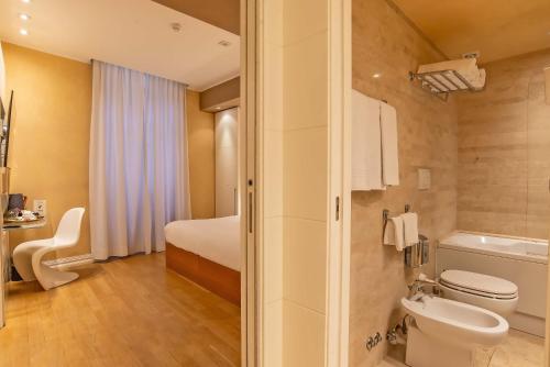 Hotel White – Rome