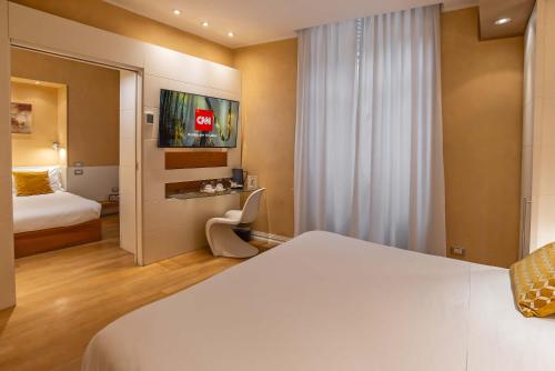 Hotel White – Rome