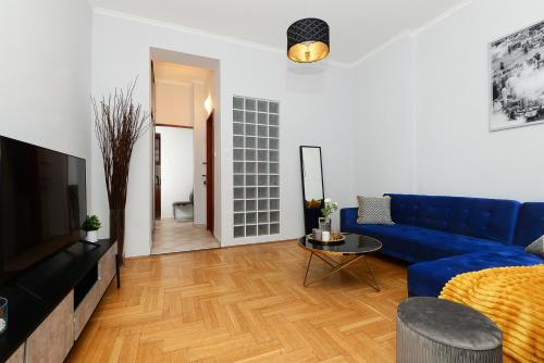 Singer Residence R162 - image 8