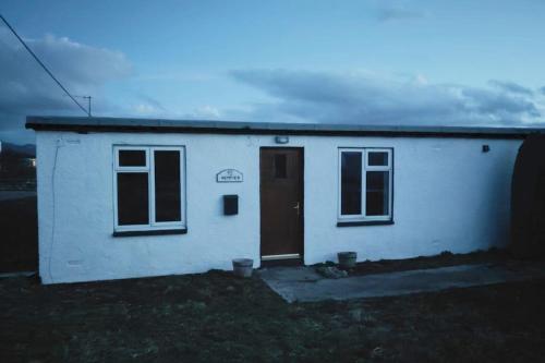 Kempies-Cozy house on the NC500 in دورنيس