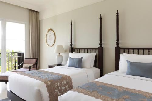 Deluxe Room image 5