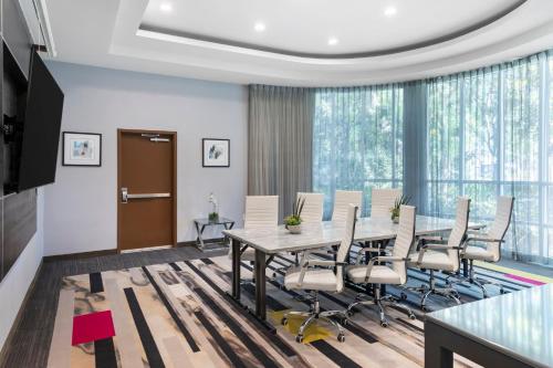 홀리데이 인 익스프레스 & 스위트 애너하임 리조트 지역 바이 IHG - 회의실/연회장