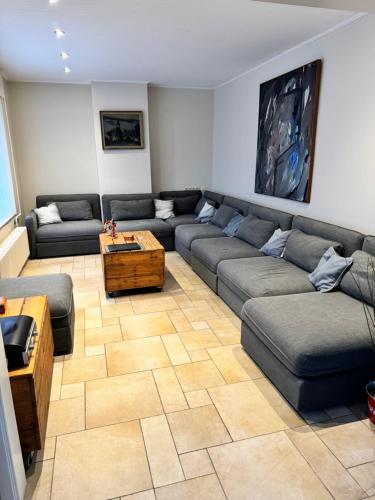 Five-Bedroom House image 2