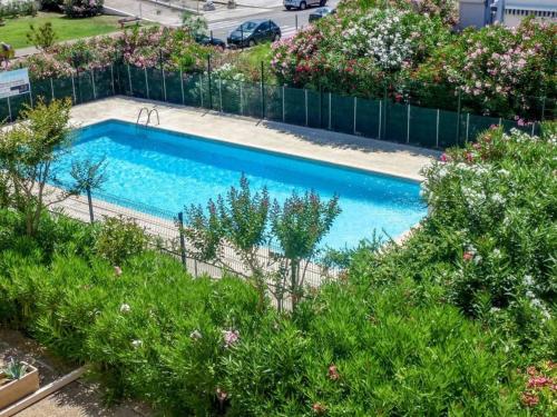Appartement T2 Climatisé, Grande Terrasse, Piscine, Proche Plage, Idéal Famille - FR-1-307-232 (Appartement T2 Climatise, Grande Terrasse, Piscine, Proche Plage, Ideal Famille - FR-1-307-232) in Le Grau-du-Roi