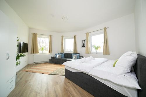 Deluxe Apartments - 1 & 2 Bedroom - Zentral - 10 Min Messe