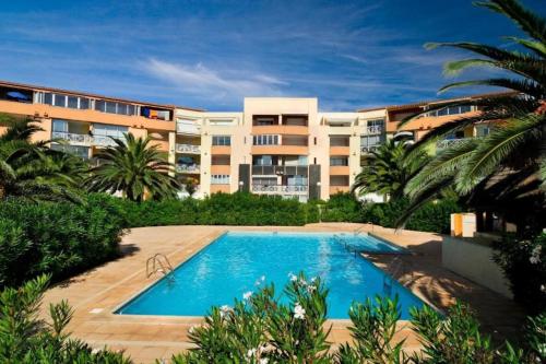 Appartement LE CAP D'AGDE Savannah beach 1,rez de jardin, accès piscine et plage. 4 PERSONNES - Location saisonnière - Agde