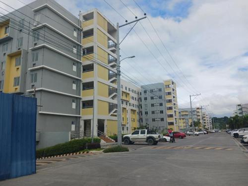 Entire 2BR condo 8 Spatial Maa Davao near 4 LJ Barbecue & Eatery