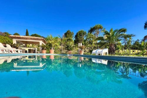 Villa sur le golfe de Saint Tropez / Cogolin