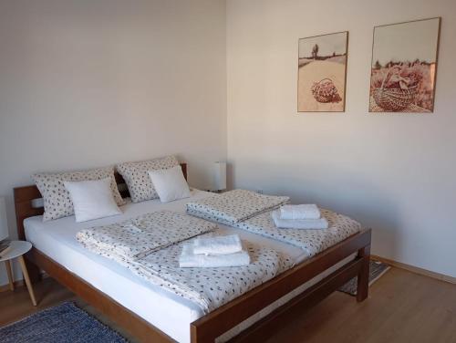 Apartman Zagreb , with balcony and FREE parking