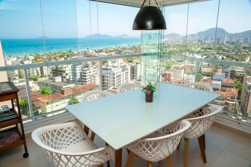 Apartamento SOL DOURADO Vista Mar Guarujá Enseada – khách sạn tại Tortuga