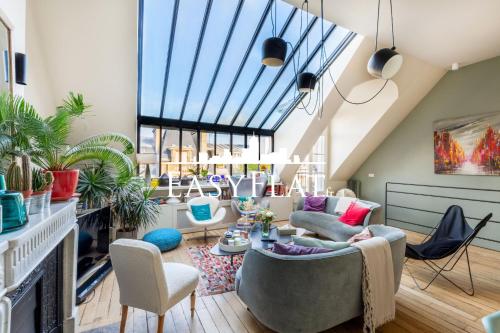 Beautiful duplex with terrace and Eiffel Tower view, Paris 16, by Easyflat - Location saisonnière - Paris