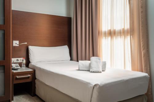 Hotel Madanis Liceo - image 5