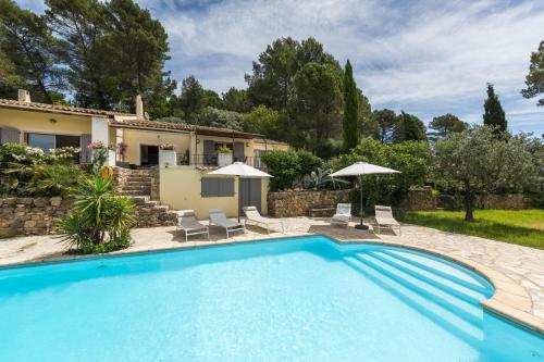 Le Maule Provençal - Belle villa avec piscine - Location saisonnière - Draguignan