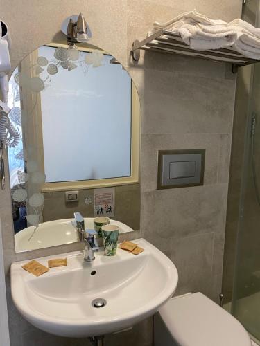 Puccini Inn Catania centro Room Type - Double Room with Balcony