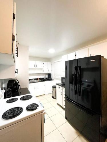 Hidden GEM W1 king bed &2 queens in Winston-Salem, USA