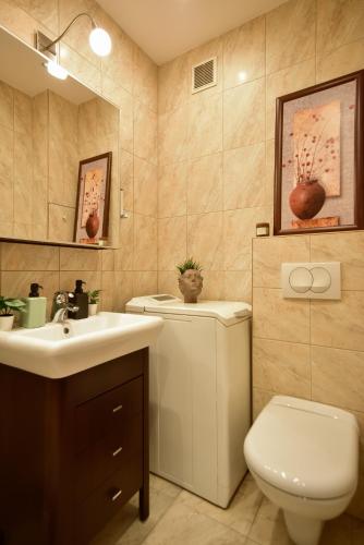 Central Warsaw Pol in Central Warsaw Pol in