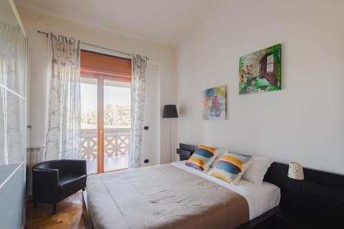 EUR Moravia Attico panoramico con terrazzo, fino a 5 ospiti, Roma (foto 5)