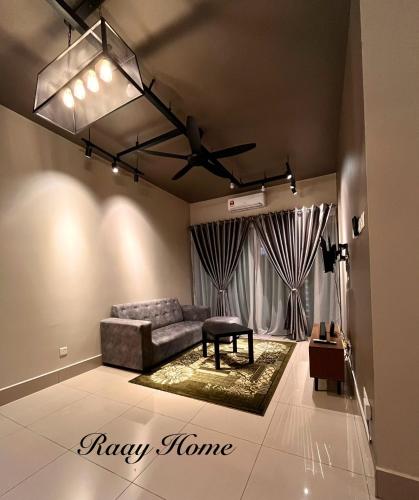 Industrial Minimalist Service Apartment - Raay Home, Kuala Lumpur