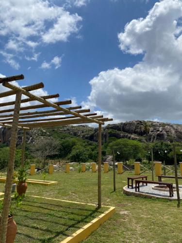 A környék, Chalé Entre as Pedras (Chale Entre as Pedras) in Serra De Sao Bento