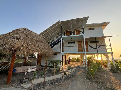 Stella Mar Oceanfront Hotel in 波波约