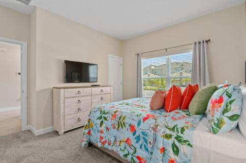 Amazing New Resort Style Townhome 4BR - 10 Guest!