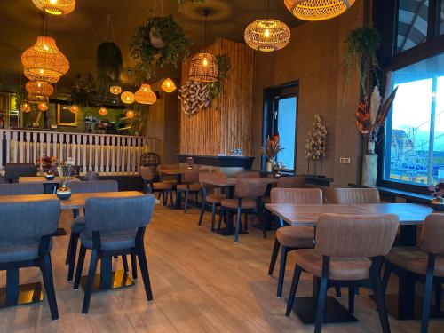 Havenhotel At Sea Texel in Oudeschild