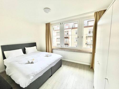 Urban Oasis with Queen Bed and View BE-18, Zürich (Foto 4)