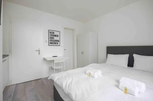 Urban Oasis with Queen Bed and View BE-42 in Zürich, Schweiz