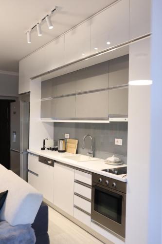 Tirana Gallery Apartment - City Center View, Tirana (photo 8)