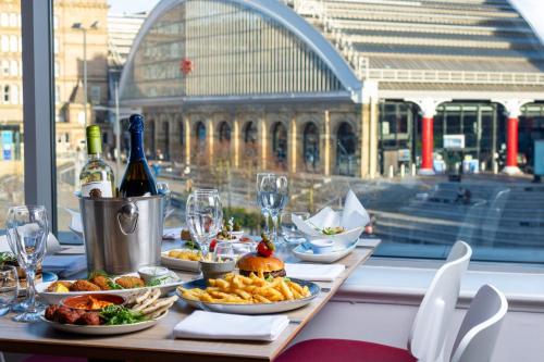 524581106 Holiday Inn Liverpool City Centre by IHG