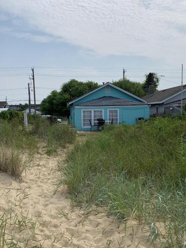 Beachfront Cottage Best Location in Ocean View! cottage in Norfolk, USA