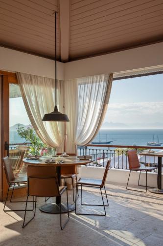 レストラン, カサス ブランカス ブティック ホテル ＆ スパ (Casas Brancas Boutique Hotel & Spa) in ブジオス