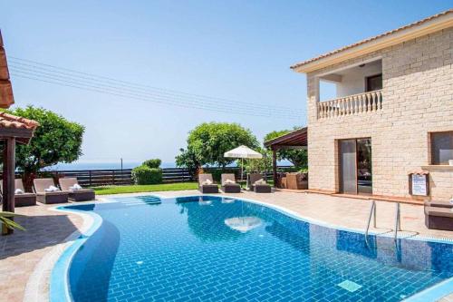 Villa Nikos Argaka – khách sạn tại Agia Marina Chrysochous