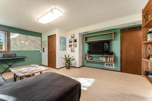 Mountain Escape: with Sauna near Yellowstone in Bozeman, USA