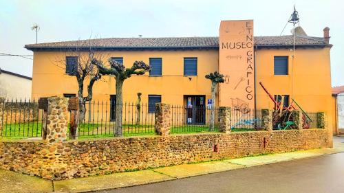 . CASA LA VILLA