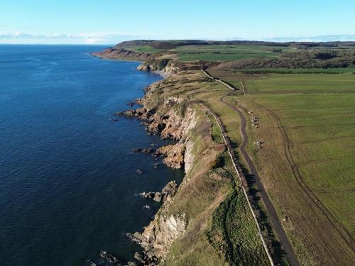 Marl House - image 6