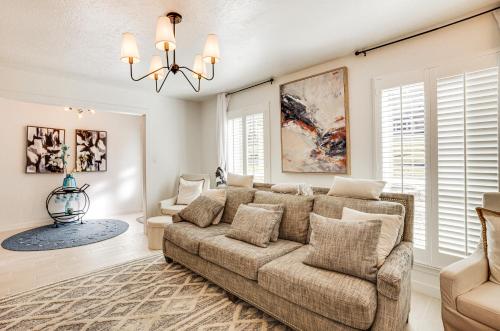 Quiet Texas Vacation Rental about 5 Mi to Lake Conroe! in Conroe, USA